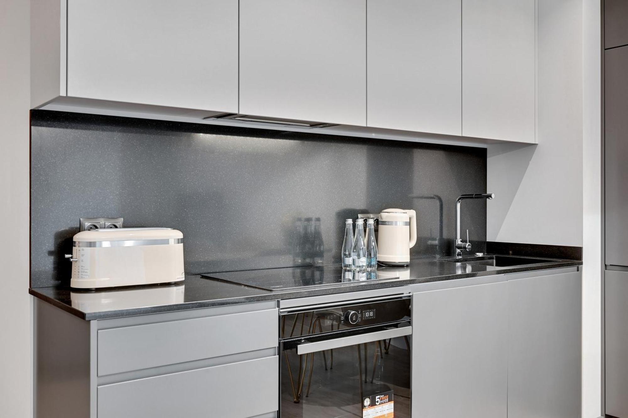 Scala City Center Premium Apartments With Parking By Lion Apartments Gdańsk Kültér fotó